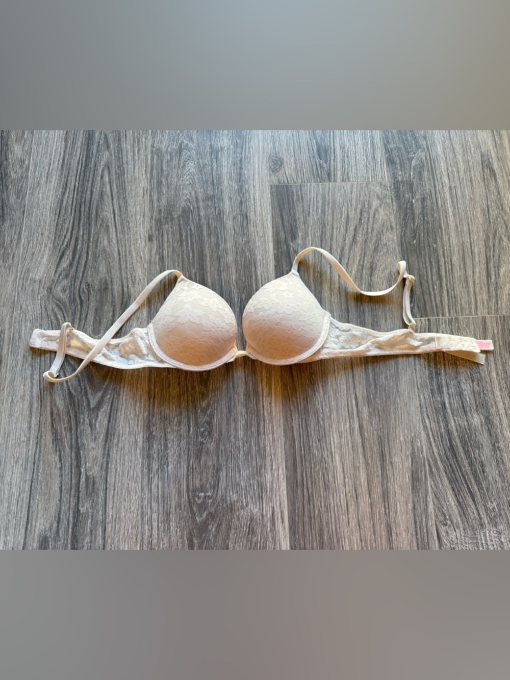 Victoria's Secret White Lace Push-Up Bra